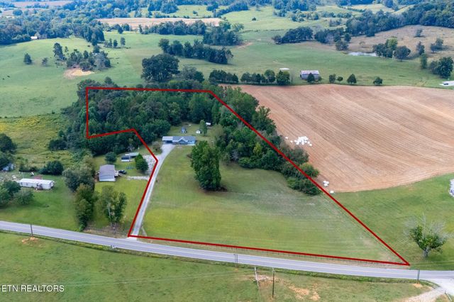 999 Gum Springs Mountain Rd, Sparta, TN 38583