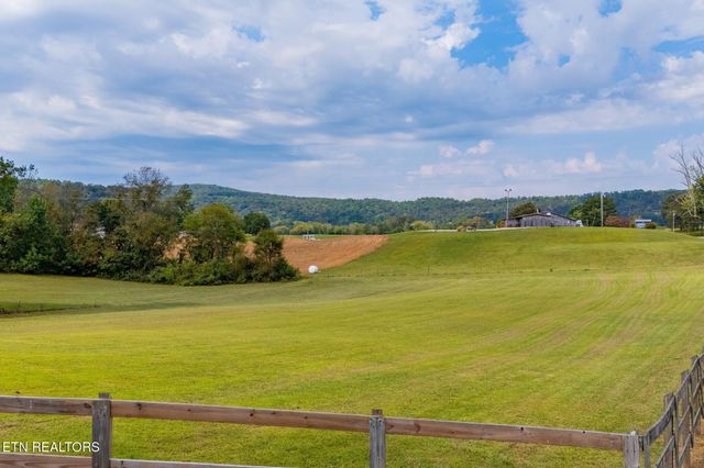 999 Gum Springs Mountain Rd, Sparta, TN 38583