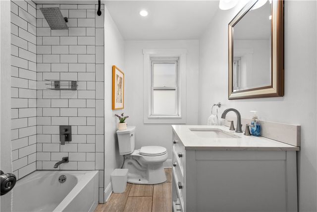 1207 Linden Pl, Central North Side, PA 15212