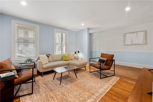 1207 Linden Pl, Central North Side, PA 15212