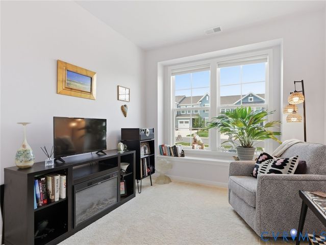 9237 Cerulean Pl, Richmond, VA 23238