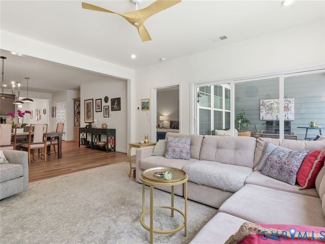 9237 Cerulean Pl, Richmond, VA 23238