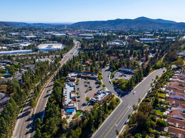 12007 Alta Carmel 331, San Diego, CA 92128