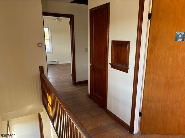 10 Brooks Blvd, Manville Boro, NJ 08835