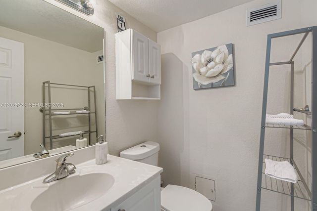 2501 S Ocean Dr 1639, Hollywood, FL 33019