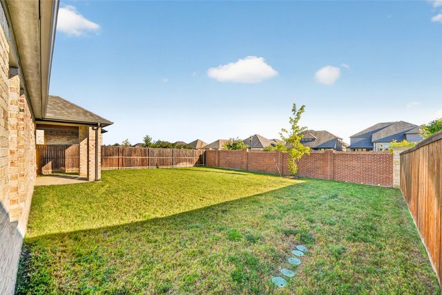 308 Braves Way, Lavon, TX 75166