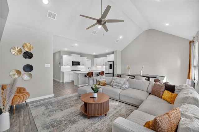 308 Braves Way, Lavon, TX 75166