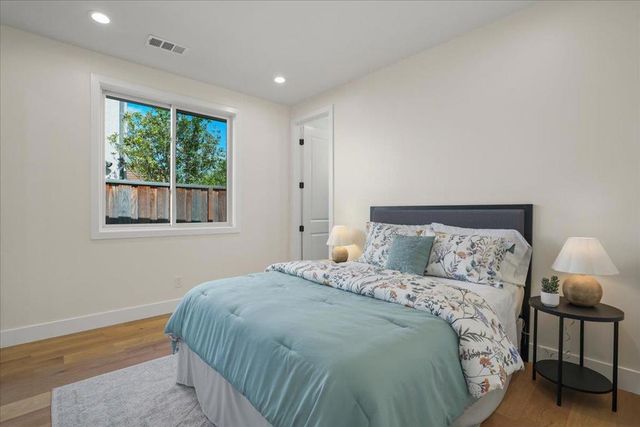 2515 Crystal Drive, Santa Clara, CA 95051