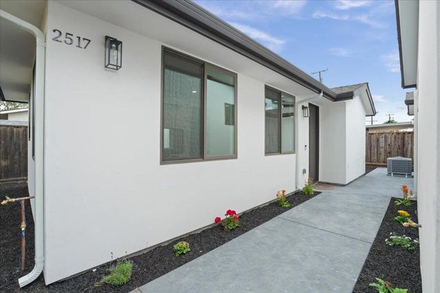 2515 Crystal Drive, Santa Clara, CA 95051