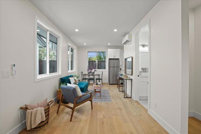 2515 Crystal Drive, Santa Clara, CA 95051