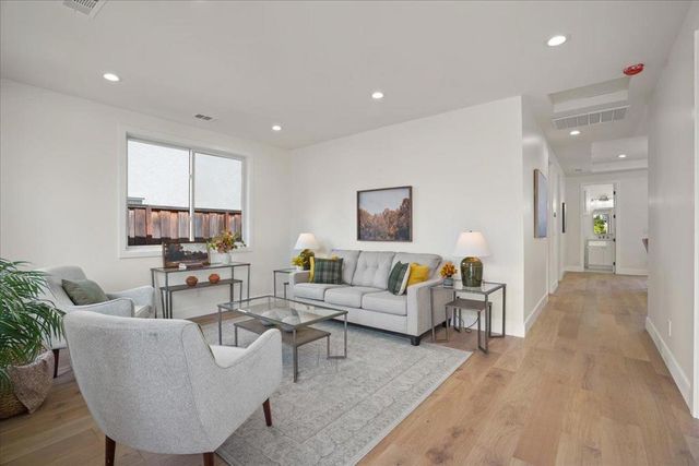 2515 Crystal Drive, Santa Clara, CA 95051