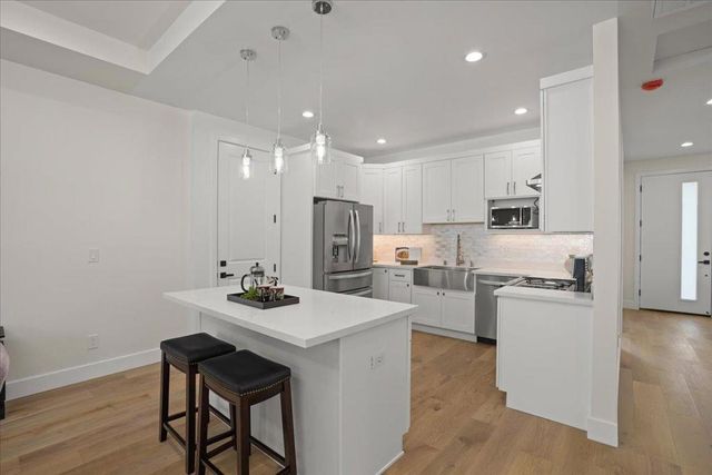 2515 Crystal Drive, Santa Clara, CA 95051