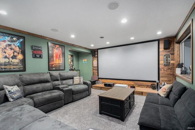 424 Champery Drive, Osceola, IN 46561