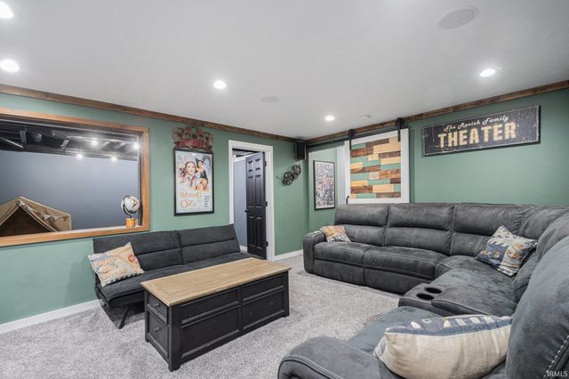 424 Champery Drive, Osceola, IN 46561