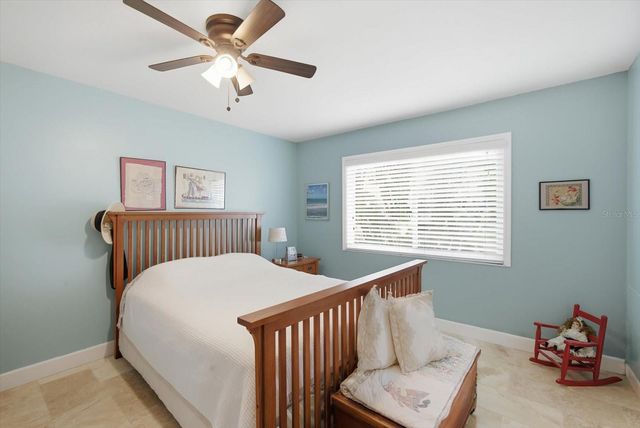 2320 AQUABLUFF PLACE V274, Sarasota, FL 34231