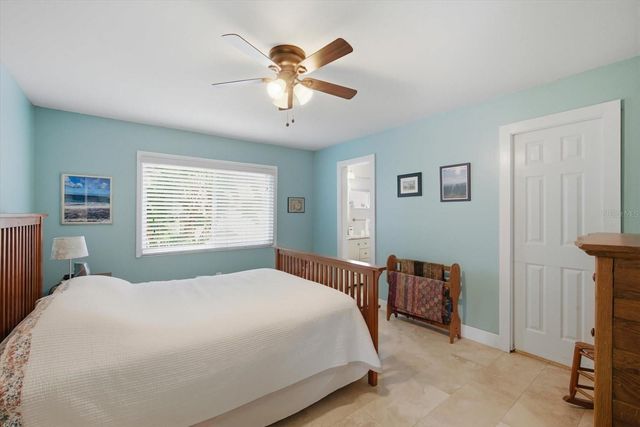 2320 AQUABLUFF PLACE V274, Sarasota, FL 34231