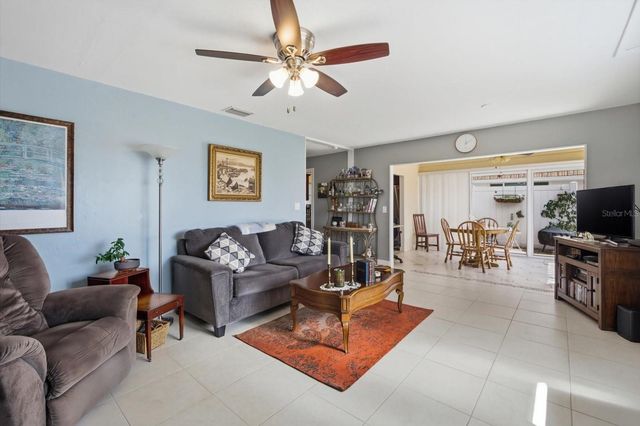 2320 AQUABLUFF PLACE V274, Sarasota, FL 34231