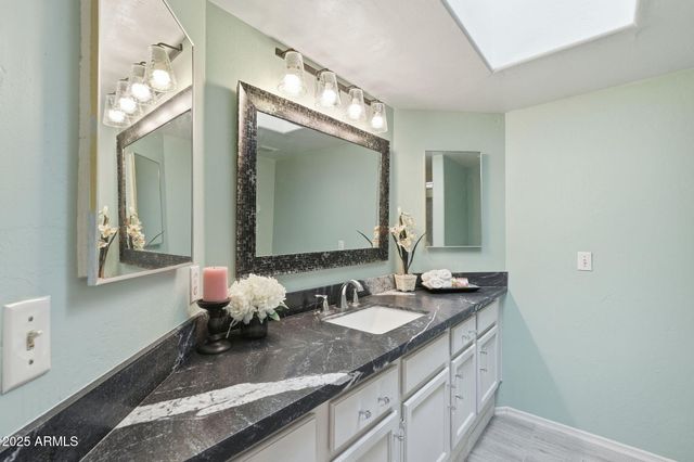 18002 N 12TH Street 26, Phoenix, AZ 85022