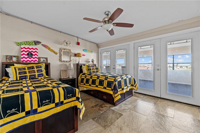 14300 S Padre Island Dr 224, Corpus Christi, TX 78418