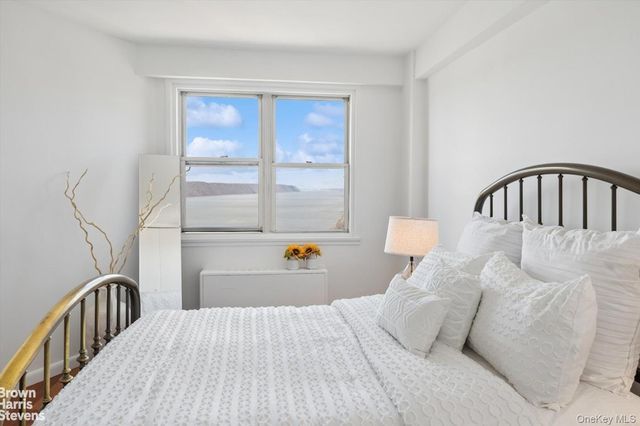 2621 Palisade Avenue 14C, Bronx, NY 10463