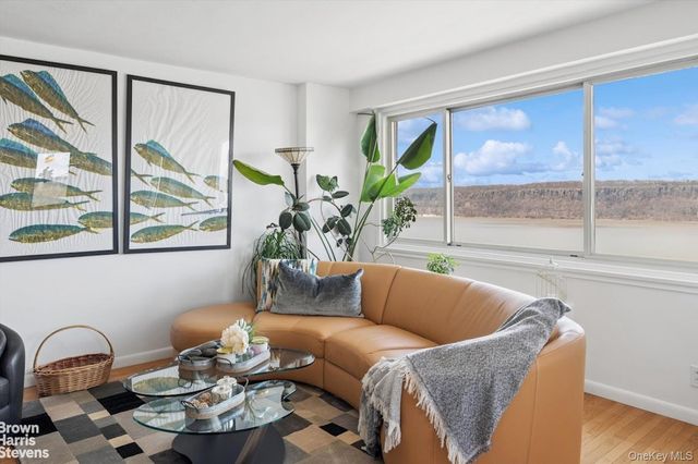 2621 Palisade Avenue 14C, Bronx, NY 10463