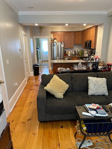 61 Putnam St 2, Boston, MA 02128