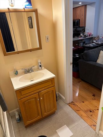 61 Putnam St 2, Boston, MA 02128