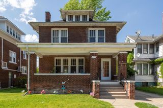 214 Worcester Place, Highland Park, MI 48203