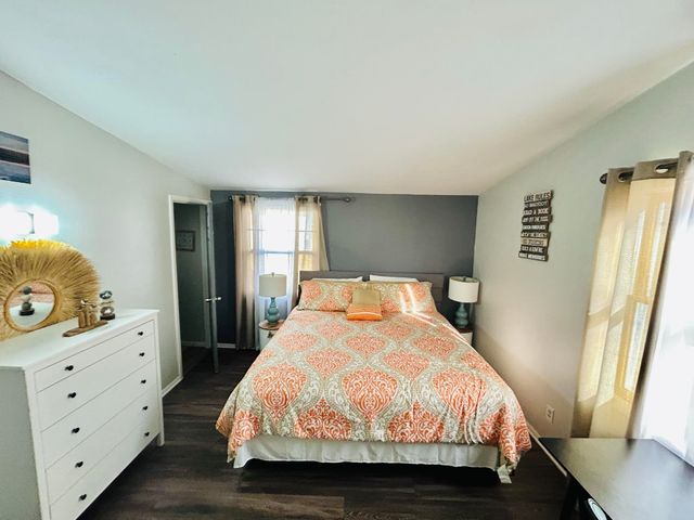 81 E Lakeshore Drive, Cherokee Village, AR 72529