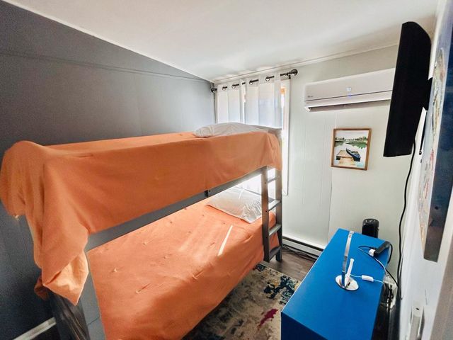 81 E Lakeshore Drive, Cherokee Village, AR 72529