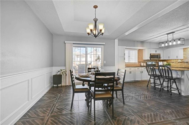 1300 E 153rd Street, Olathe, KS 66062