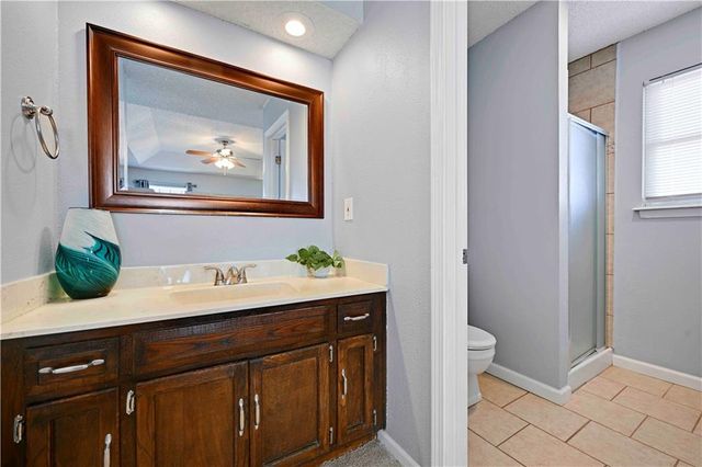 1300 E 153rd Street, Olathe, KS 66062