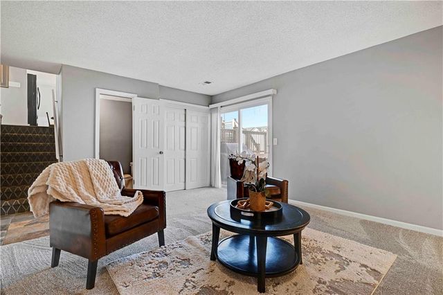 1300 E 153rd Street, Olathe, KS 66062