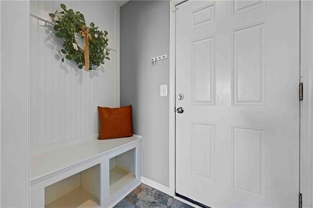 1300 E 153rd Street, Olathe, KS 66062