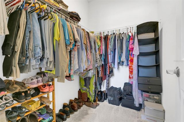 1580 BLUE LAGOON CIRCLE, Mascotte, FL 34753