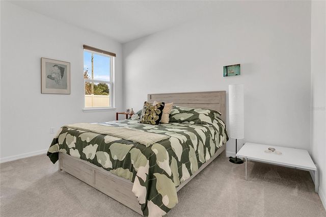 1580 BLUE LAGOON CIRCLE, Mascotte, FL 34753