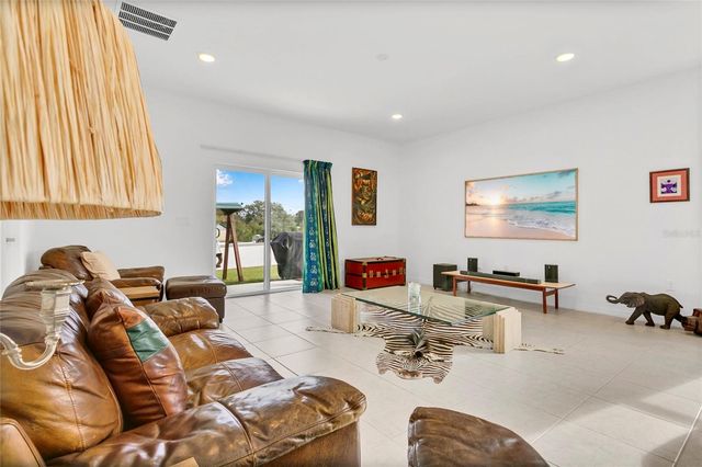 1580 BLUE LAGOON CIRCLE, Mascotte, FL 34753