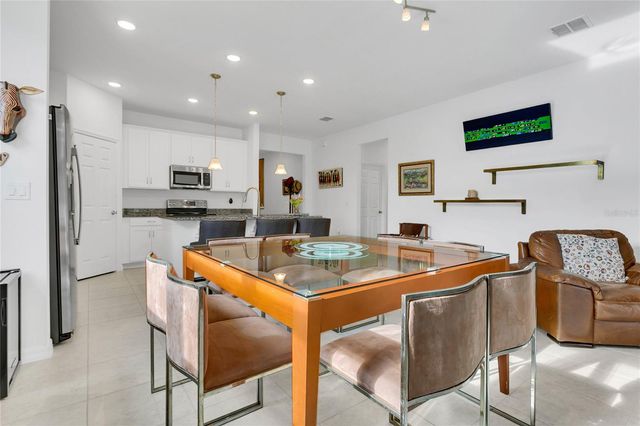 1580 BLUE LAGOON CIRCLE, Mascotte, FL 34753