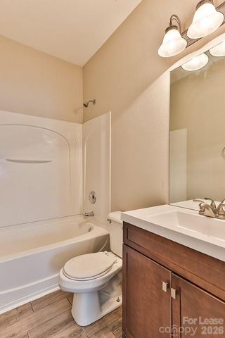 8946 Chalkstone Road, Charlotte, NC 28216