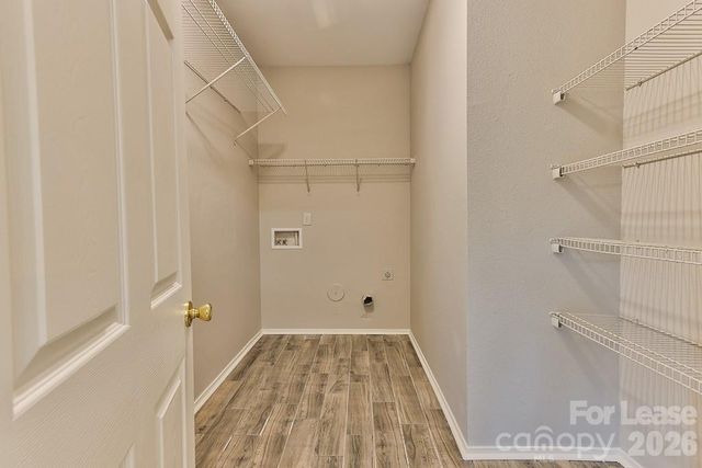 8946 Chalkstone Road, Charlotte, NC 28216