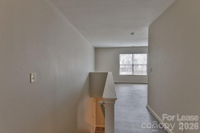 8946 Chalkstone Road, Charlotte, NC 28216