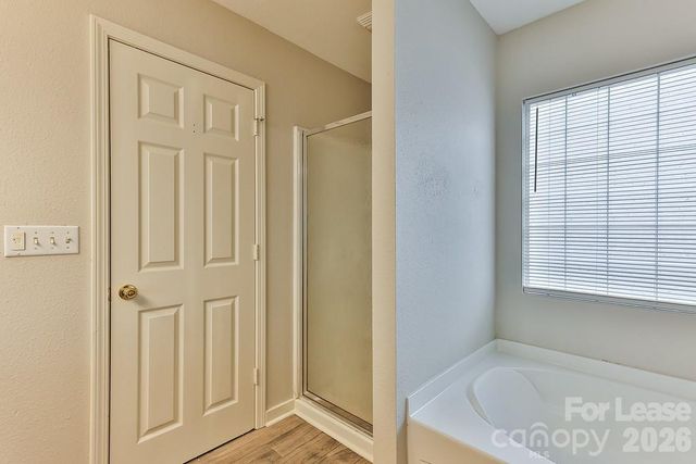 8946 Chalkstone Road, Charlotte, NC 28216