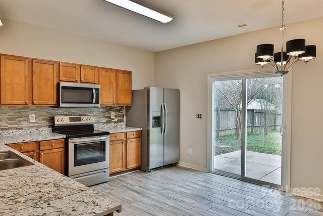 8946 Chalkstone Road, Charlotte, NC 28216