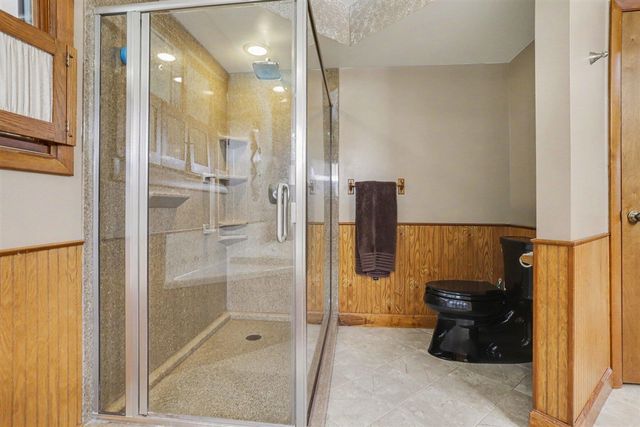 9559 E H J Avenue, Galesburg, MI 49053