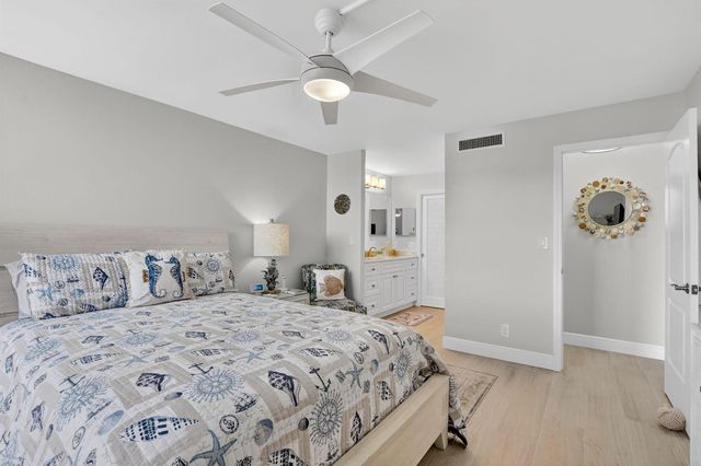 6 Royal Palm Way 409, Boca Raton, FL 33432