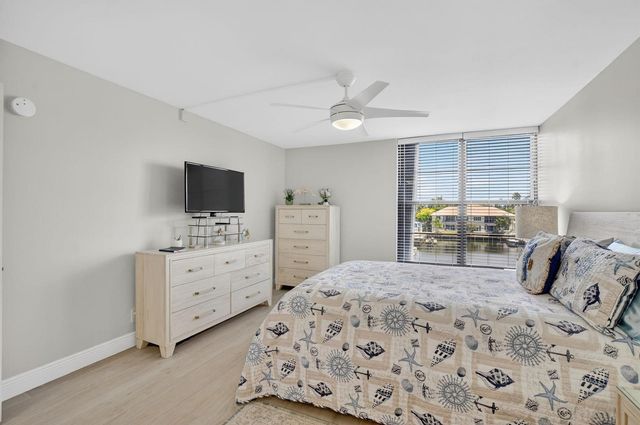 6 Royal Palm Way 409, Boca Raton, FL 33432