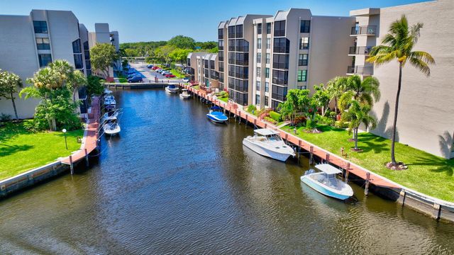 6 Royal Palm Way 409, Boca Raton, FL 33432