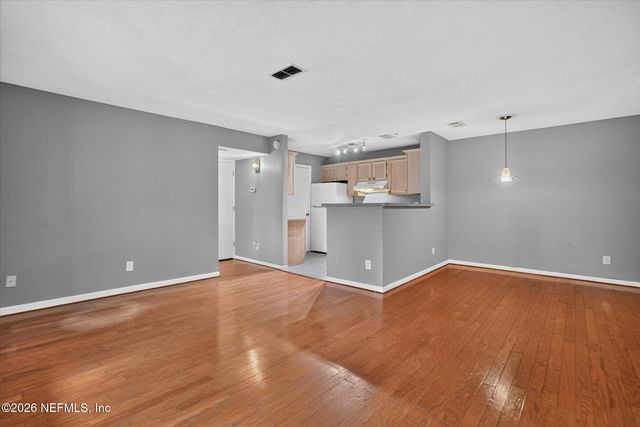 7701 TIMBERLIN PARK Boulevard 1427, Jacksonville, FL 32256