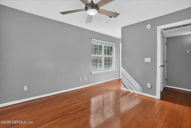 7701 TIMBERLIN PARK Boulevard 1427, Jacksonville, FL 32256