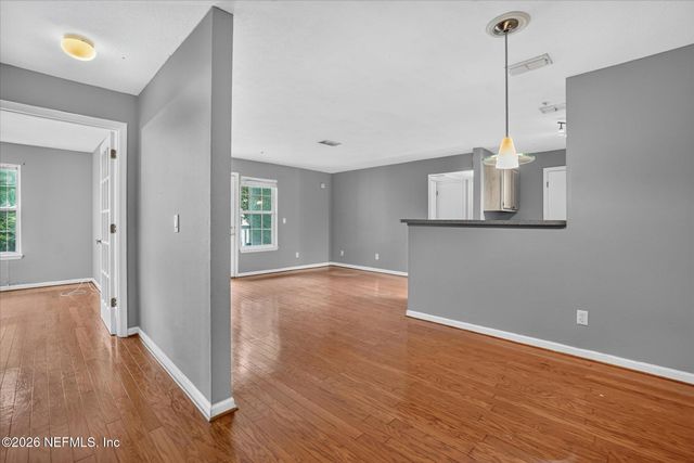 7701 TIMBERLIN PARK Boulevard 1427, Jacksonville, FL 32256